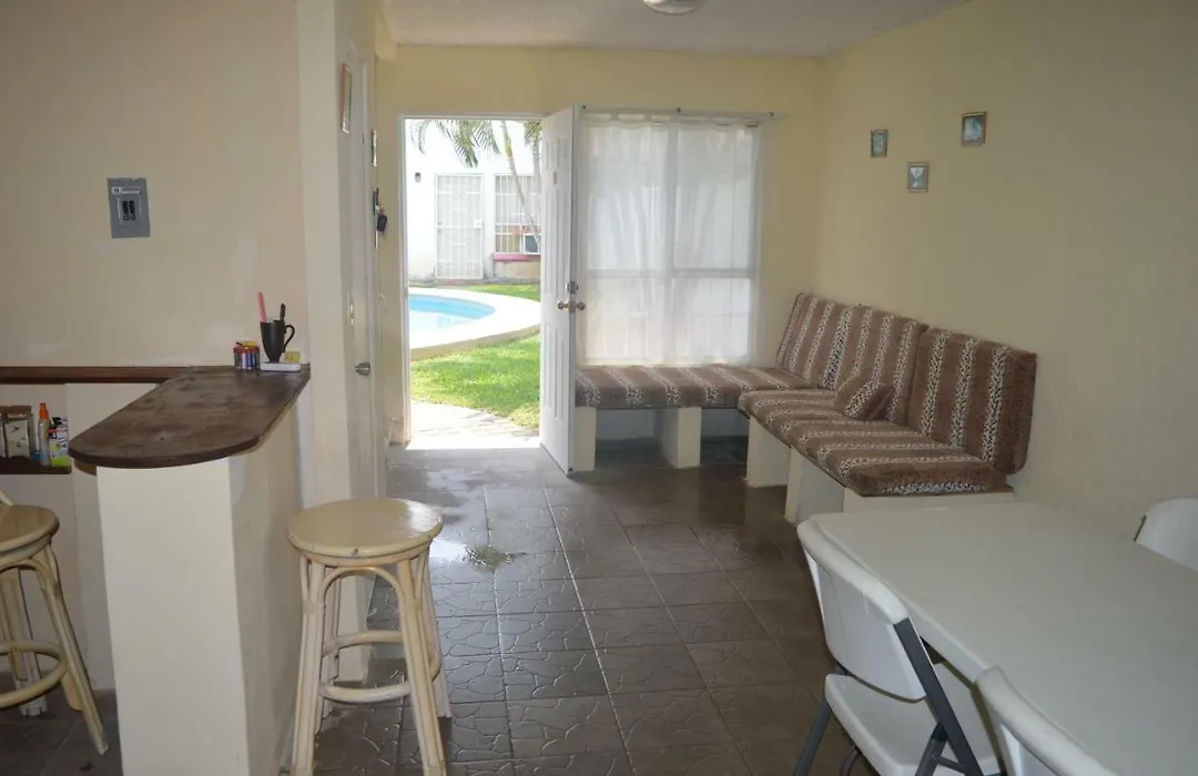 Condominio La Duquesa, Bonita alberca, casi en la puerta, WIFI, Agradable, Tranquilidad-1