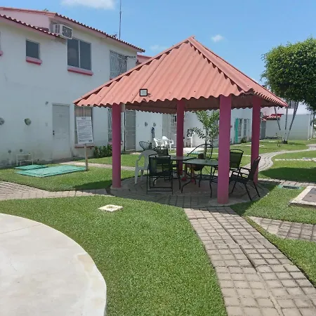 Condominio La Duquesa, Bonita alberca, casi en la puerta, WIFI, Agradable, Tranquilidad-2